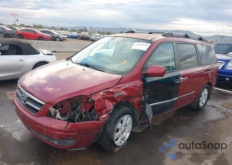 2008 Hyundai Entourage Gls/Limited z USA, uszkodzony, nr VIN KNDMC233986044355